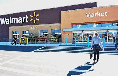 Walmart roseville mi - Easy 1-Click Apply Walmart Baker And Packager Associate Full-Time ($13 - $16) job opening hiring now in Roseville, MI. Posted: Feb 2024. Don't wait - apply now!